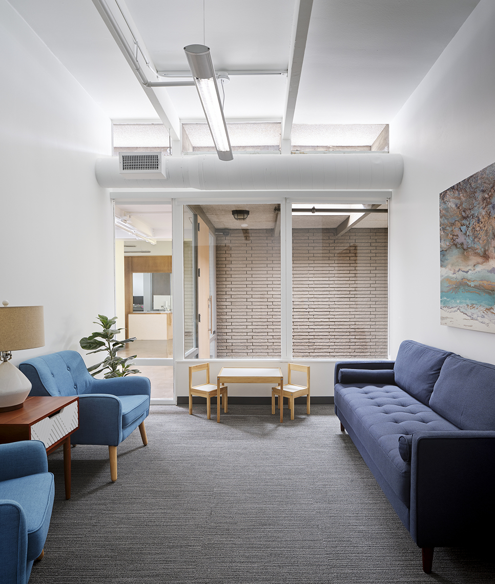TheCenter_Interior_05